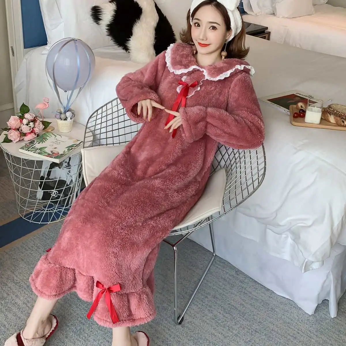Flannel Intimate Lingerie Nightgown Lace Sleepwear Women Nightwear Winter New Home Clothing Casual Nightdress Homewear With Bow
Flannel Intimate Lingerie Nightgown Lace Sleepwear Women Nightwear Winter New Home Clothing Casual Nightdress Homewear With Bow