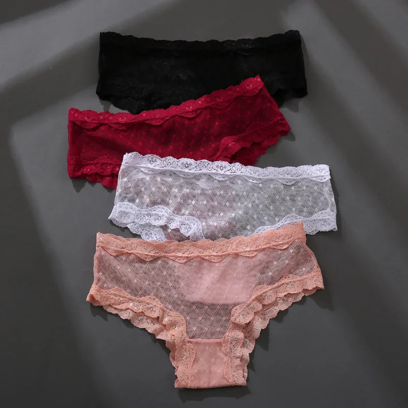 Sexy Hollow Lace Briefs Women Low-Rise Intimates Panties Soft Cotton Seamless Underpant Breathable Female Sexy Underwear
Sexy Hollow Lace Briefs Women Low-Rise Intimates Panties Soft Cotton Seamless Underpant Breathable Female Sexy Underwear