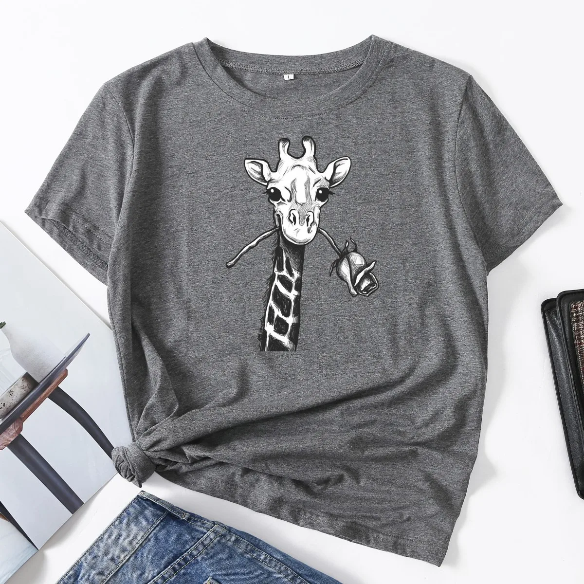 JFUNCY Women Cotton T Shirt Oversize Woman Tops New Giraffe Print Casual T-shirt Summer Female Tee Short Sleeve Lady Tshirt
JFUNCY Women Cotton T Shirt Oversize Woman Tops New Giraffe Print Casual T-shirt Summer Female Tee Short Sleeve Lady Tshirt