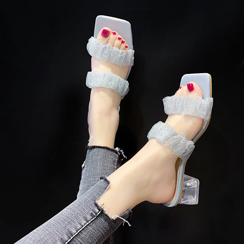 Rhinestone Transparent Slippers Summer Wear New Square Toe High Heels Crystal Stylish Chunky Heel Sandals for Women
Rhinestone Transparent Slippers Summer Wear New Square Toe High Heels Crystal Stylish Chunky Heel Sandals for Women