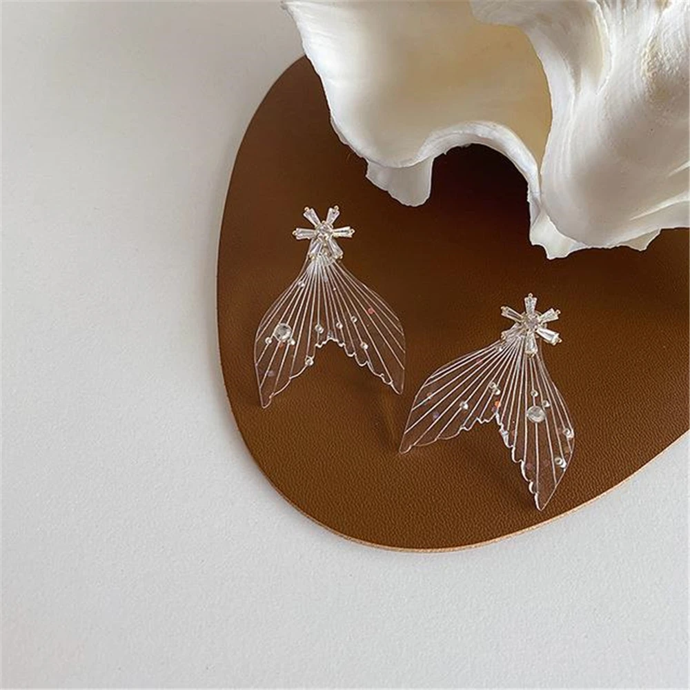 Shine Earrings Mermaid Tail Crystal Girl Stud Earrings Elegance Women's Accessories Aesthetic Lady Party Evening Dress School
Shine Earrings Mermaid Tail Crystal Girl Stud Earrings Elegance Women's Accessories Aesthetic Lady Party Evening Dress School