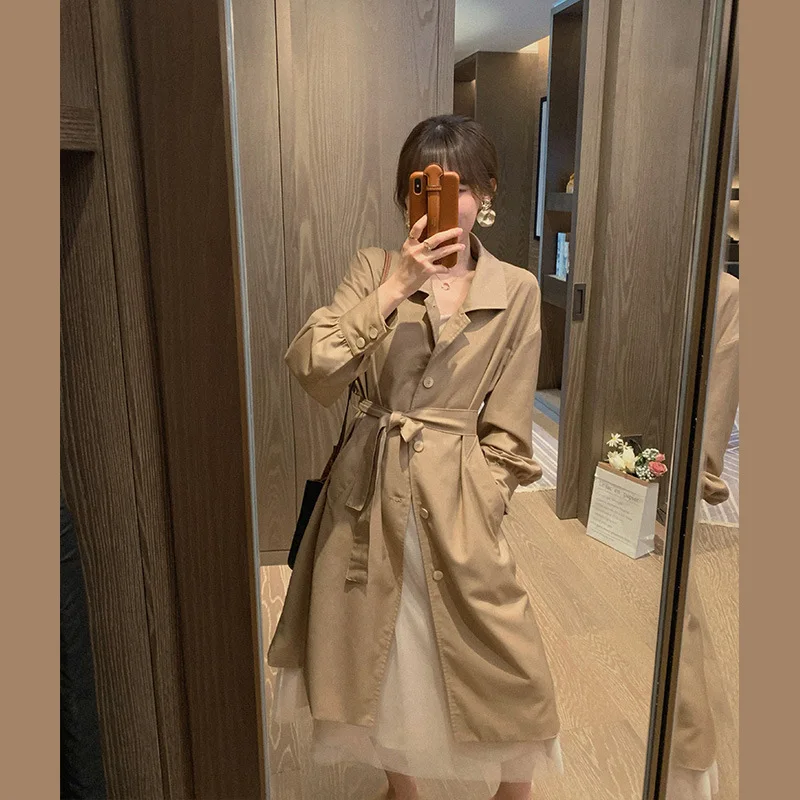 Korean style Women Long Coat Turn-down Collar Long Sleeve Belt Autumn Winter Solid Color Pink Khaki Fashion Women's Trench Coat 
Korean style Women Long Coat Turn-down Collar Long Sleeve Belt Autumn Winter Solid Color Pink Khaki Fashion Women's Trench Coat