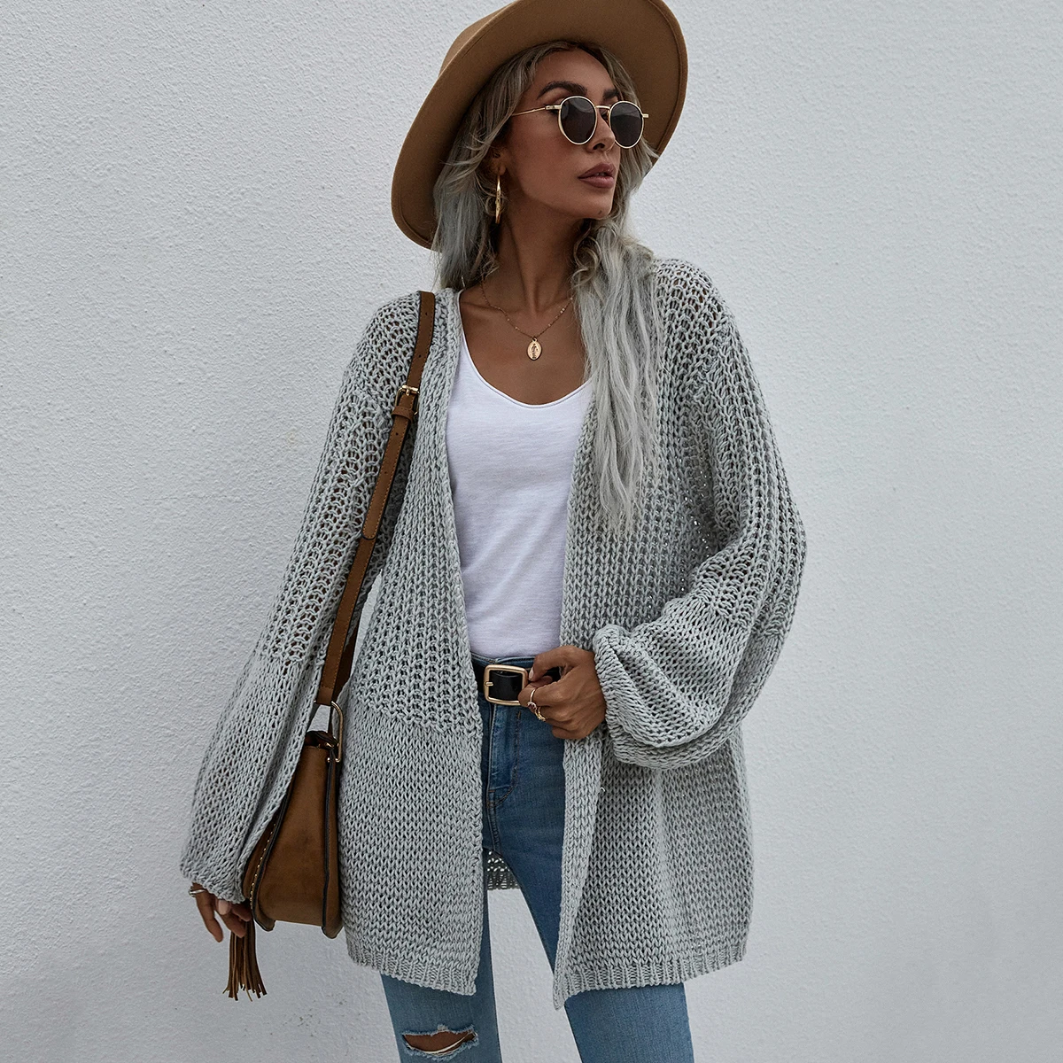 2021 Autumn And Winter Fashion Solid Color Knit Sweater Cardigan Sweater Jacket Women Loose O-neck Korean Top Sweater
2021 Autumn And Winter Fashion Solid Color Knit Sweater Cardigan Sweater Jacket Women Loose O-neck Korean Top Sweater