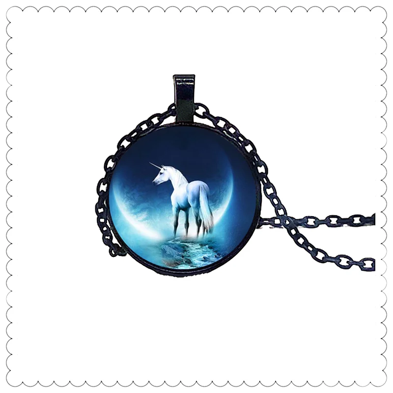 Unicorn motif pendant necklace under the moon 25mm round pendant new personality fashion necklace
Unicorn motif pendant necklace under the moon 25mm round pendant new personality fashion necklace