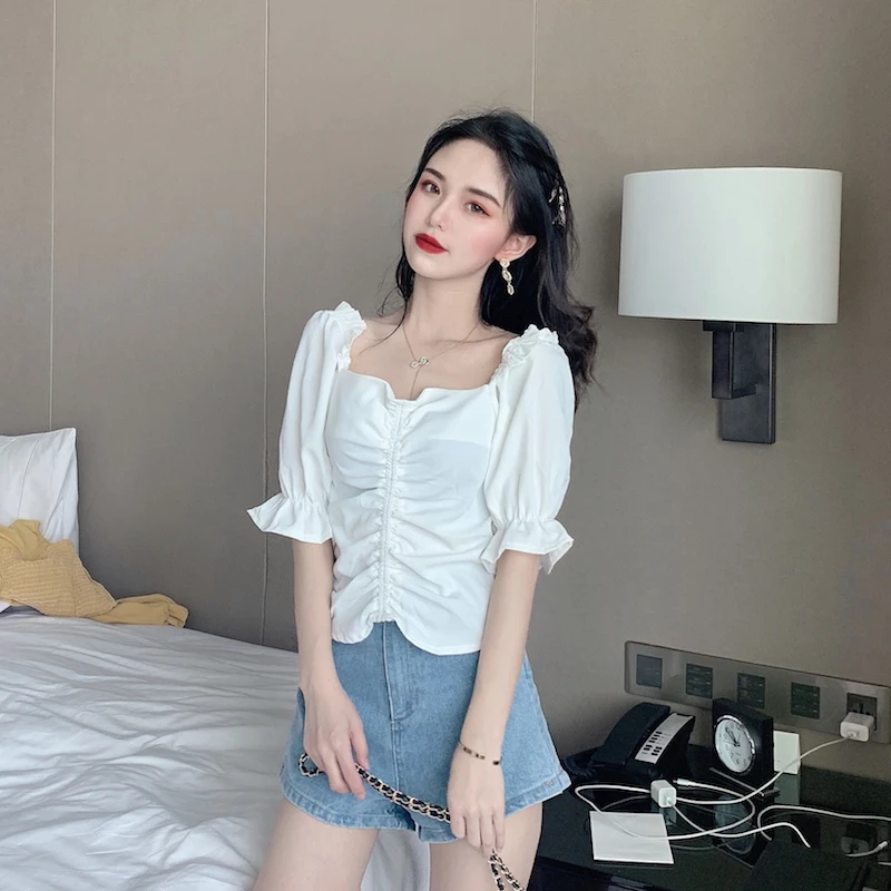 Ранняя весна и лето 2021 Новинка французская короткая рубашка с оборками женская шифоновая маленькая рубашка Топ дизайн не актуальный дизайн
Ранняя весна и лето 2021 Новинка французская короткая рубашка с оборками женская шифоновая маленькая рубашка Топ дизайн не актуальный дизайн