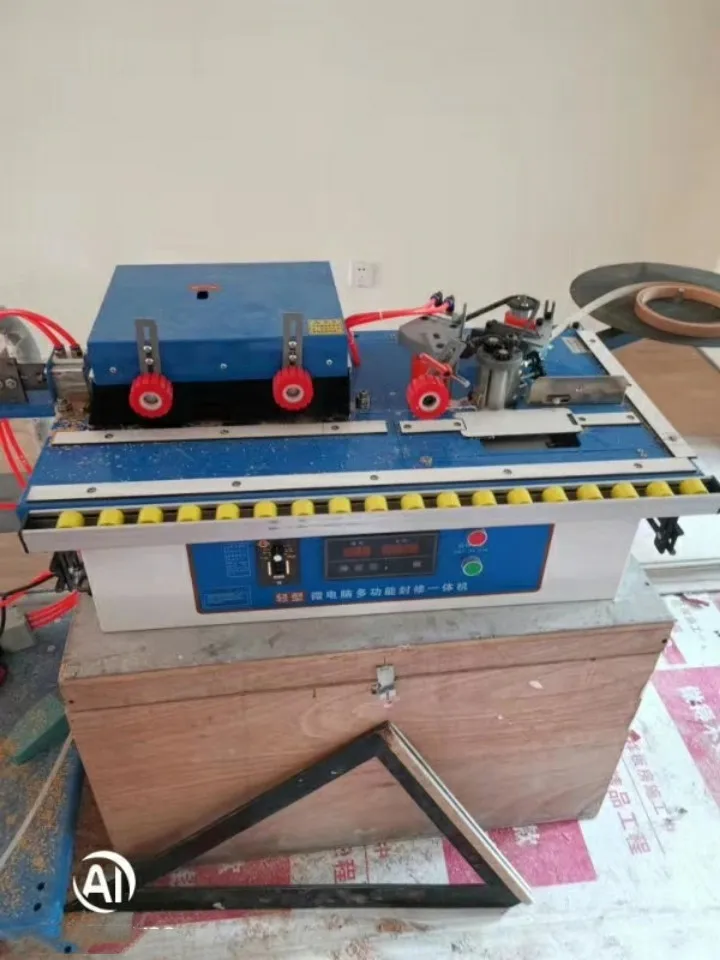 Woodworking edge banding machine trimming, rotating function microcomputer, can be straight line, curve + widening
Woodworking edge banding machine trimming, rotating function microcomputer, can be straight line, curve + widening