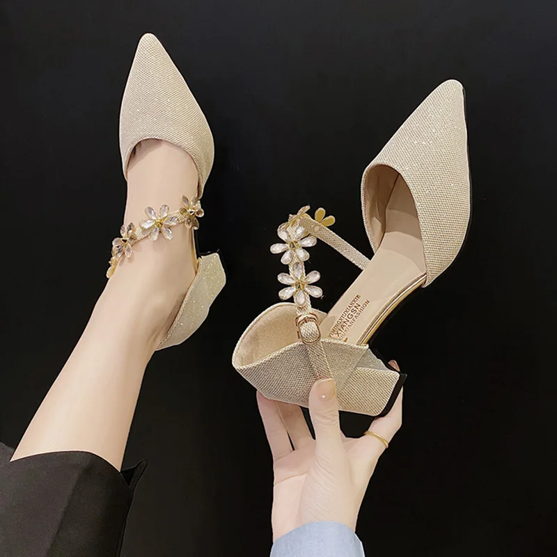 Shallow Mouth Shoes Branded Pumps High Heels Pointed Toe Sweet Chunky Sandals 2021 Clogs for Women Fashion Spikes Crystal Brief 
Shallow Mouth Shoes Branded Pumps High Heels Pointed Toe Sweet Chunky Sandals 2021 Clogs for Women Fashion Spikes Crystal Brief
