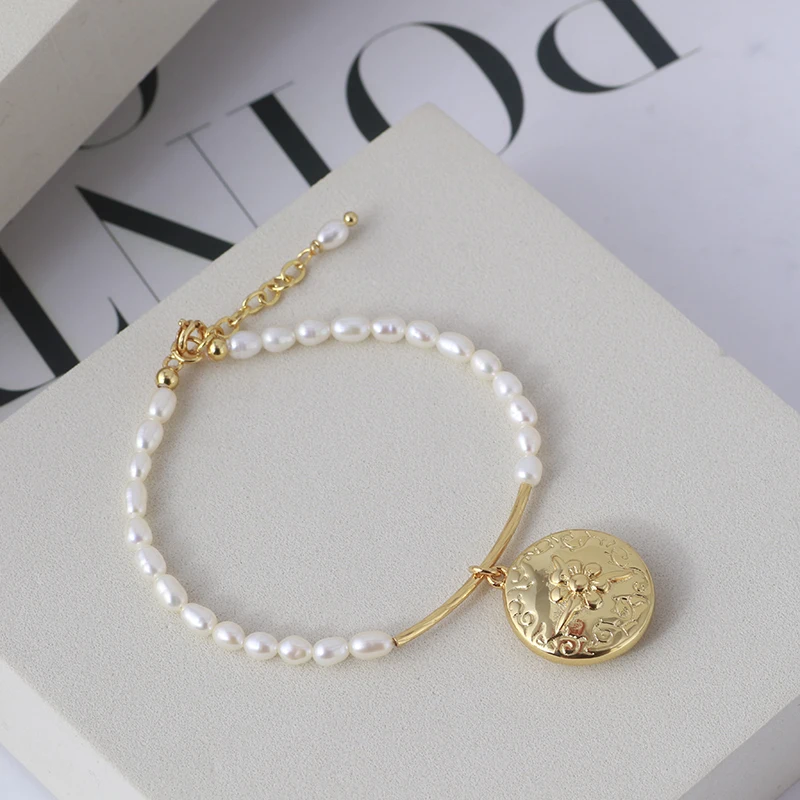 Brass With 18 K Gold Real Freshwater Pearl Floral Bracelet Women Jewelry Party T Show Runway Rare Grown Japan South Korea INS
Brass With 18 K Gold Real Freshwater Pearl Floral Bracelet Women Jewelry Party T Show Runway Rare Grown Japan South Korea INS