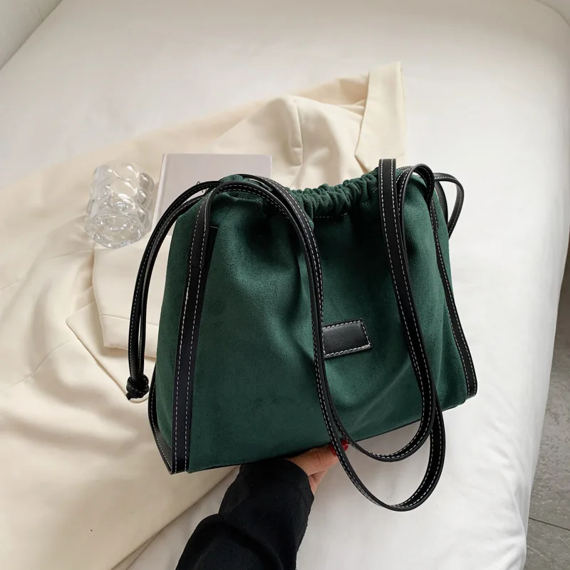 Женская сумка, новинка 2021, корейская модная женская сумка из искусственной кожи, матовая сумка на шнурке в иностранном стиле, сумка через пл...
Женская сумка, новинка 2021, корейская модная женская сумка из искусственной кожи, матовая сумка на шнурке в иностранном стиле, сумка через пл...