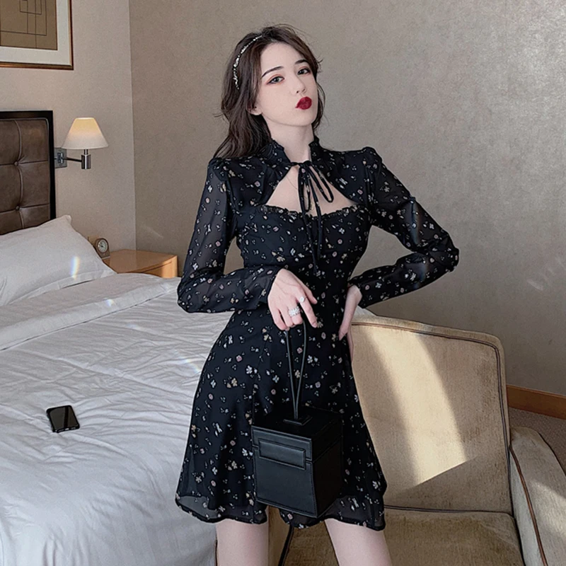 Spring Autumn Hollow Out Chiffon Print Hollow Out Dresses Vintage Style Stand Ulzzang A-line Mini-dress Woman Black Fashion New
Spring Autumn Hollow Out Chiffon Print Hollow Out Dresses Vintage Style Stand Ulzzang A-line Mini-dress Woman Black Fashion New