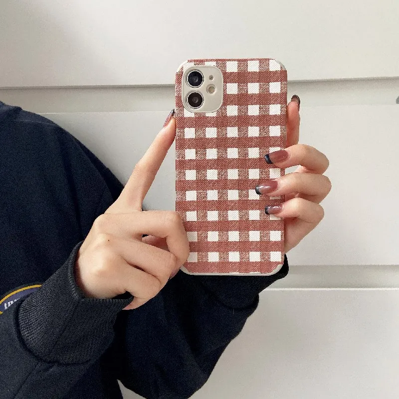 13 Pro Case Cute Coffee Brown plaids Phone Cover for iPhone 11 7 8 Plus XR XS X 12 Pro Max Silicon Matte lens Protect Cases se
13 Pro Case Cute Coffee Brown plaids Phone Cover for iPhone 11 7 8 Plus XR XS X 12 Pro Max Silicon Matte lens Protect Cases se