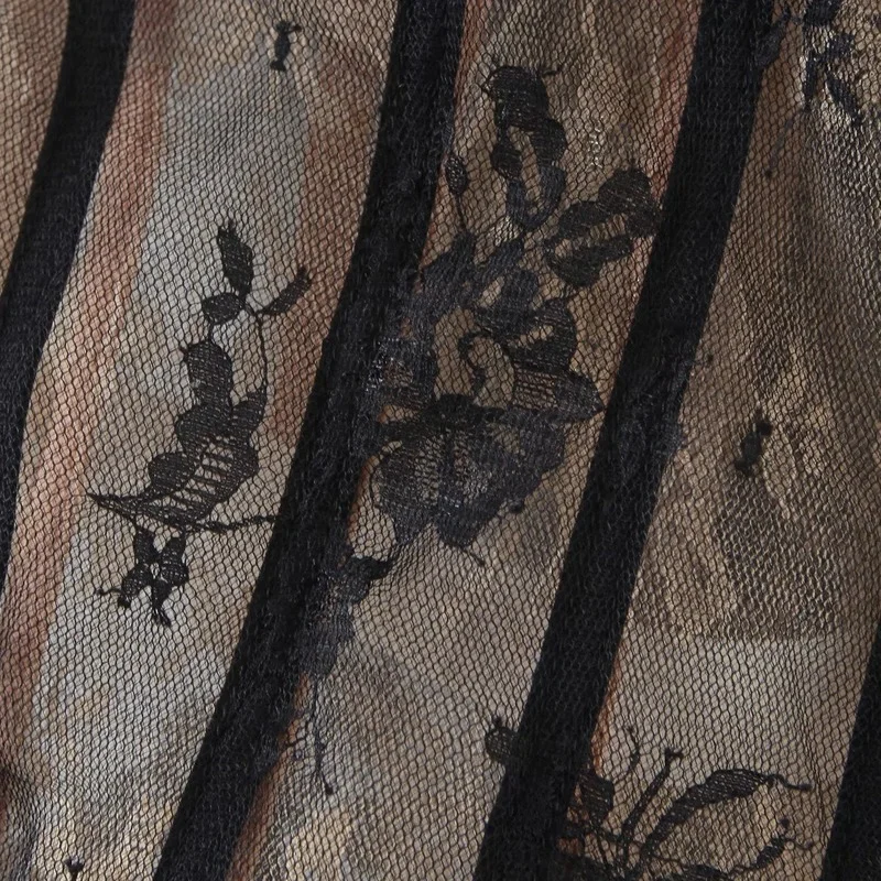 Chic Double Lace Hook Flower Slim Camisole Sexy Backless Bandage Neck-mounted Camis Summer Moda Crop Top Mujer Verano 2021
Chic Double Lace Hook Flower Slim Camisole Sexy Backless Bandage Neck-mounted Camis Summer Moda Crop Top Mujer Verano 2021