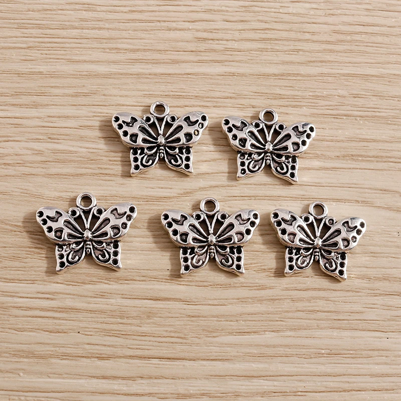 20pcs 20*16mm Vintage Silver Color Alloy Butterfly Charms Pendants for Jewelry Making Necklaces Drop Earrings DIY Accessories
20pcs 20*16mm Vintage Silver Color Alloy Butterfly Charms Pendants for Jewelry Making Necklaces Drop Earrings DIY Accessories
