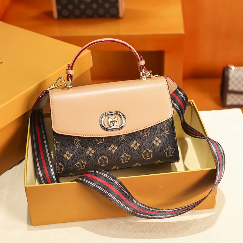 Cow Leather Women Flaps 2021 New Fashion Classical Prints Messenger Bag Ladies Designer Purses and Handbags Grand Sac Femme Gg
Cow Leather Women Flaps 2021 New Fashion Classical Prints Messenger Bag Ladies Designer Purses and Handbags Grand Sac Femme Gg