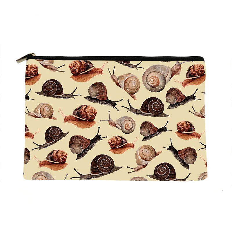 Women many Snails Printed Make up bag Fashion Women Cosmetics Organizer Bag for Travel Colorful Storage Bag for Lady Bag
Women many Snails Printed Make up bag Fashion Women Cosmetics Organizer Bag for Travel Colorful Storage Bag for Lady Bag