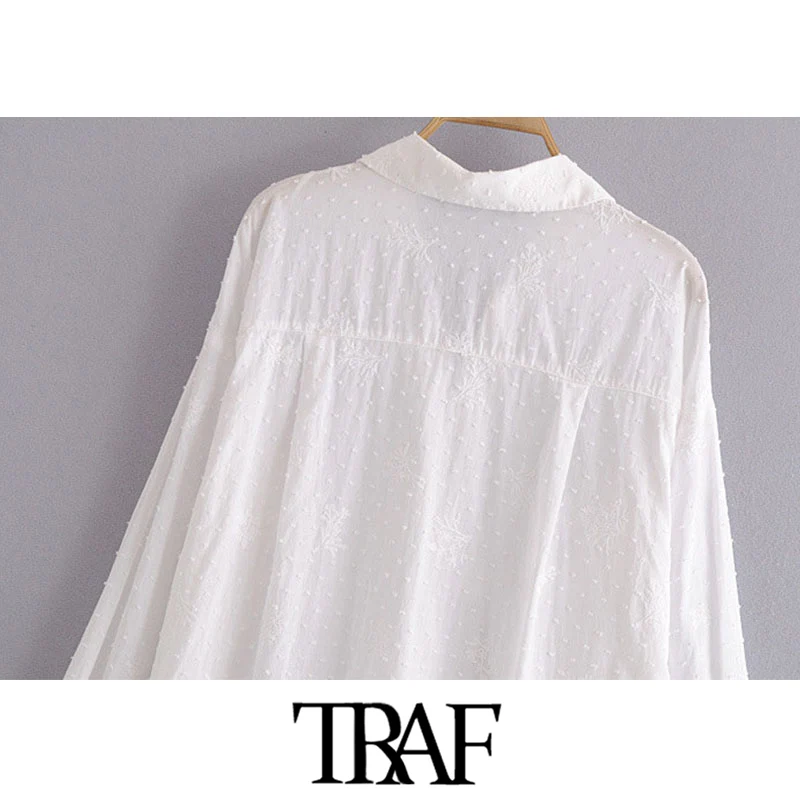 TRAF Women Fashion With Embroidery Loose Blouses Vintage Long Sleeve Button-up Female Shirts Blusas Chic Tops
TRAF Women Fashion With Embroidery Loose Blouses Vintage Long Sleeve Button-up Female Shirts Blusas Chic Tops