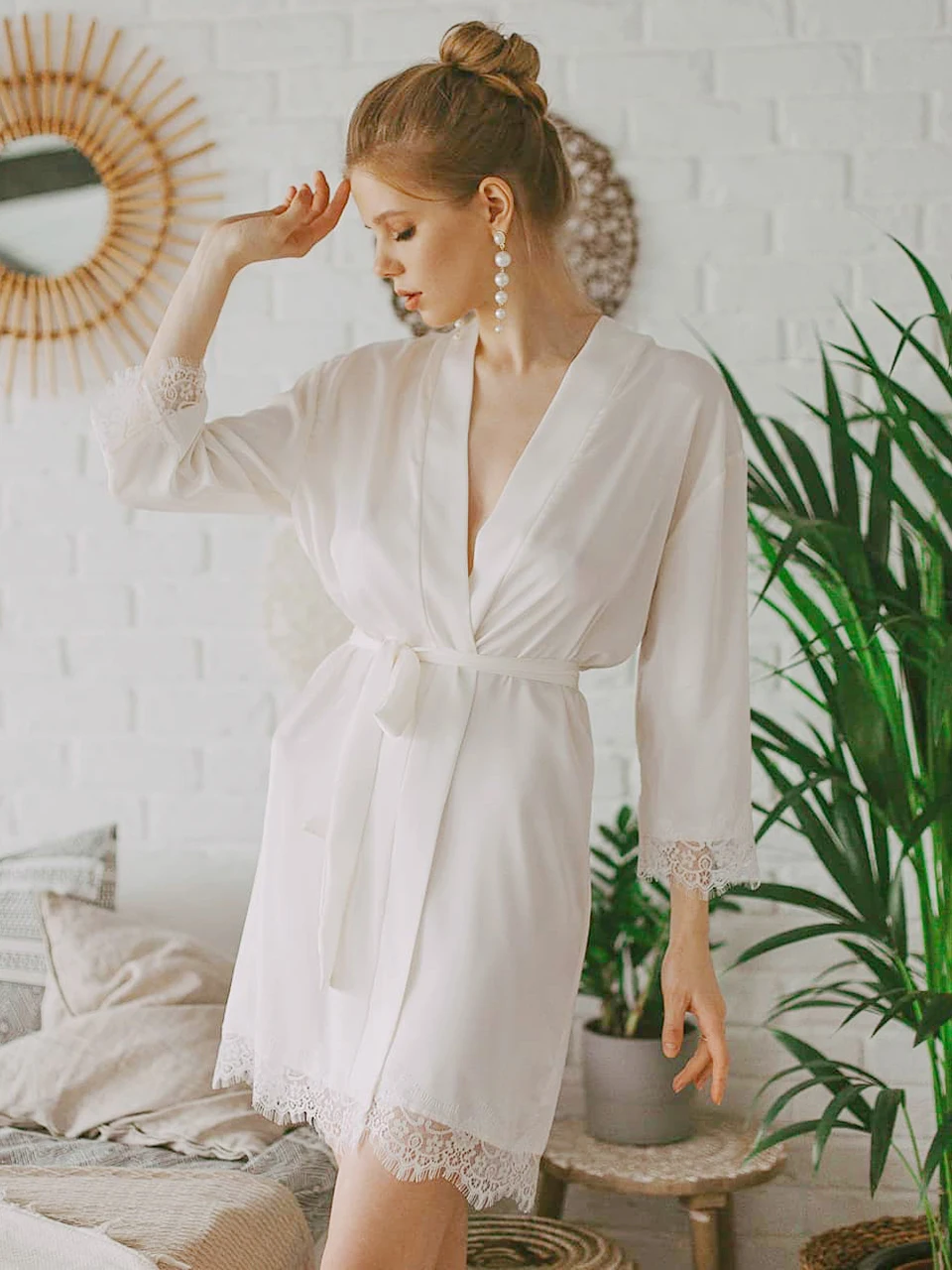 Lace Patchwork Women's Nightgown White Robe Women Pajama Set Sleepwear Spaghetti Strap Pijama Nightdress Lace Up Bathrobe Female
Lace Patchwork Women's Nightgown White Robe Women Pajama Set Sleepwear Spaghetti Strap Pijama Nightdress Lace Up Bathrobe Female