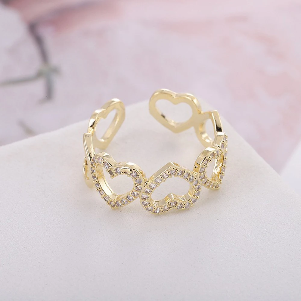 Romantic Gold Hollow Heart Love Rings For Woman 2021 New Fashion Korean Jewelry Wedding Party Luxury Ring Girl's Unusual Finger
Romantic Gold Hollow Heart Love Rings For Woman 2021 New Fashion Korean Jewelry Wedding Party Luxury Ring Girl's Unusual Finger