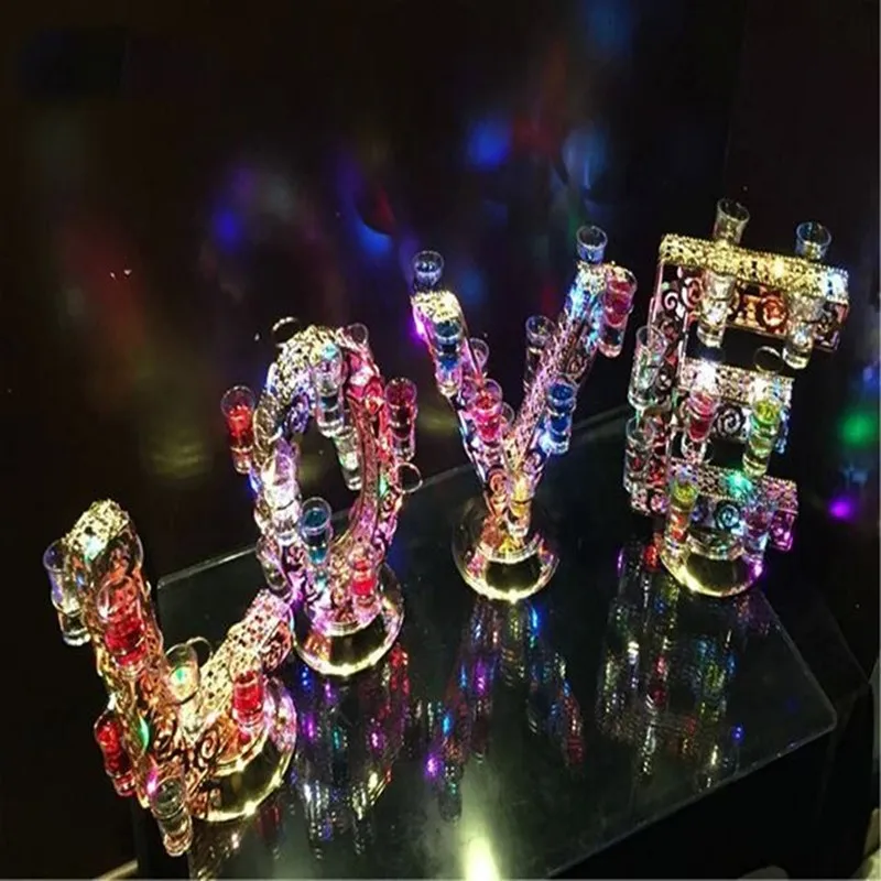 New Rechargeable Luminous Light Up LED Love shaped Cocktail Cup Holder Red Wine Glass Cup Holder for Club Bar Party Decorations
New Rechargeable Luminous Light Up LED Love shaped Cocktail Cup Holder Red Wine Glass Cup Holder for Club Bar Party Decorations