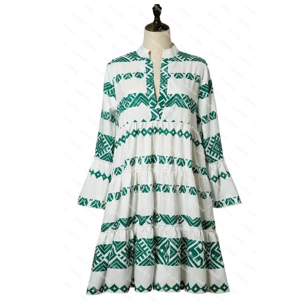 2020 New Short Dress Striped Print Dress Ladies V Neck Casual Loose Big Swing Dresses Female Boho 3/4 Flared Sleeves Woman Dress
2020 New Short Dress Striped Print Dress Ladies V Neck Casual Loose Big Swing Dresses Female Boho 3/4 Flared Sleeves Woman Dress