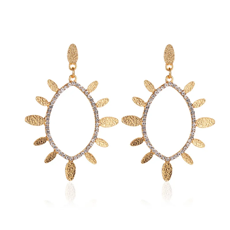 SELEXIA New Style Ear Stud Simple Exaggerated Oval Geometric Ear Stud Fashion Taiyanghua Drop Hollow Diamond Set Earrings
SELEXIA New Style Ear Stud Simple Exaggerated Oval Geometric Ear Stud Fashion Taiyanghua Drop Hollow Diamond Set Earrings