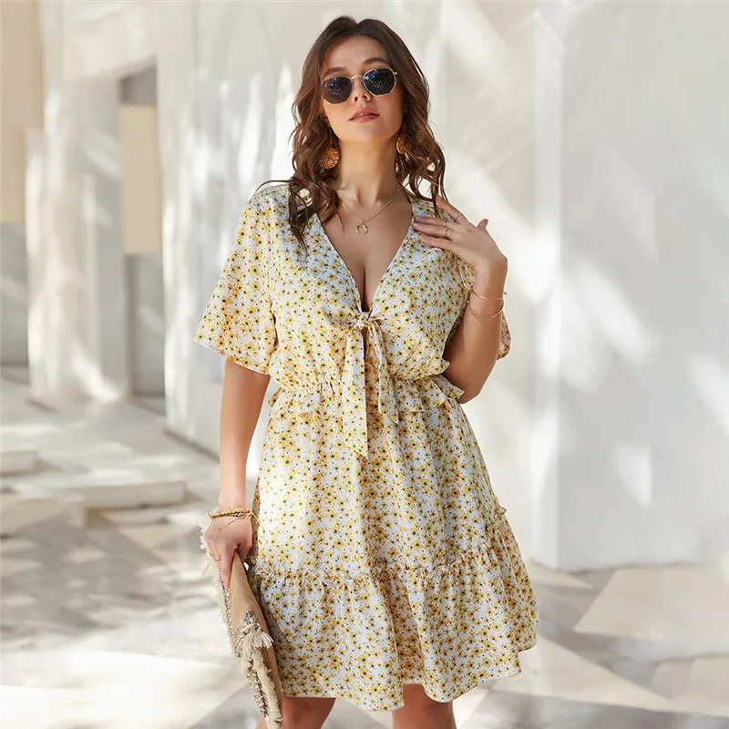 2021 Summer Fashion Large Size Floral Dress Women Sexy Bow V-Neck Beach Dress Casual A-Line Dress Girls XL-4XL
2021 Summer Fashion Large Size Floral Dress Women Sexy Bow V-Neck Beach Dress Casual A-Line Dress Girls XL-4XL