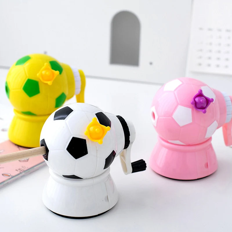 1PCS Creative Cartoons Cute Football Shape Pencil Sharpener Stationery Student Fun Hand Cranked Pencil Sharpener Child Gifts
1PCS Creative Cartoons Cute Football Shape Pencil Sharpener Stationery Student Fun Hand Cranked Pencil Sharpener Child Gifts