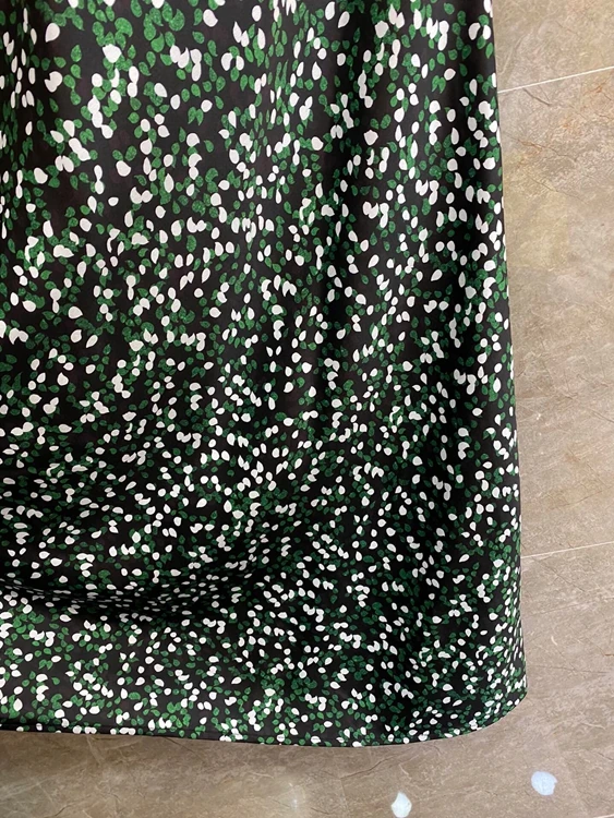 2021 Summer Fashion Strap Dress High Quality Women Polka Dot Print Sleeveless Mid-Calf Length Casual Green Dress Boho Beach Wear
2021 Summer Fashion Strap Dress High Quality Women Polka Dot Print Sleeveless Mid-Calf Length Casual Green Dress Boho Beach Wear