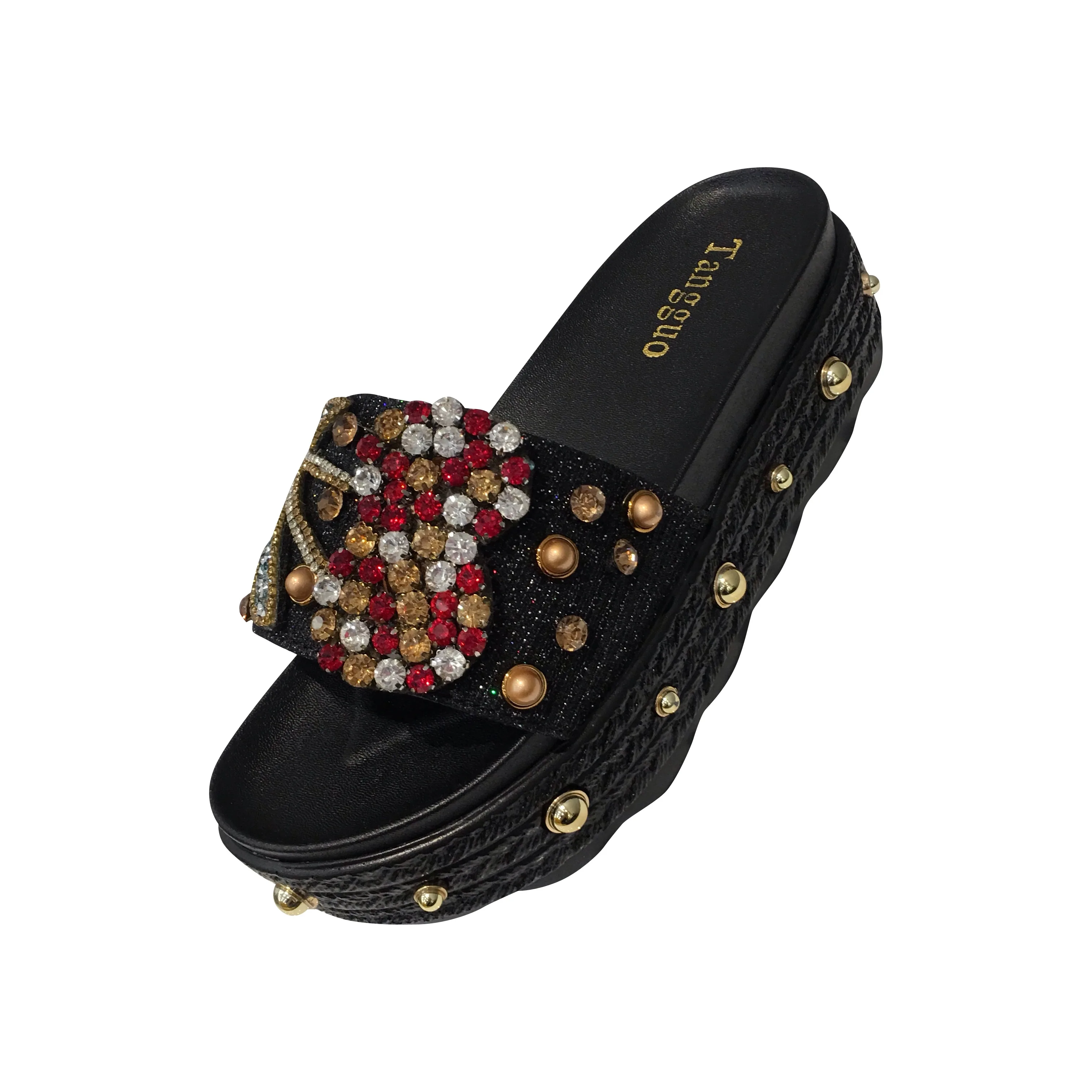 2021 new fashion all-match rhinestone sandals and sponge cake platform sandals and slippers ins tide
2021 new fashion all-match rhinestone sandals and sponge cake platform sandals and slippers ins tide