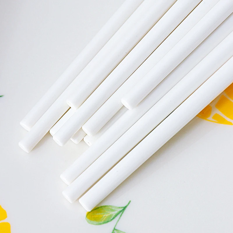 Hot Sale Ins Style Strawberry Flower Printing Ceramic Chopsticks Dinnerware Set Japanese-Style Tableware
Hot Sale Ins Style Strawberry Flower Printing Ceramic Chopsticks Dinnerware Set Japanese-Style Tableware