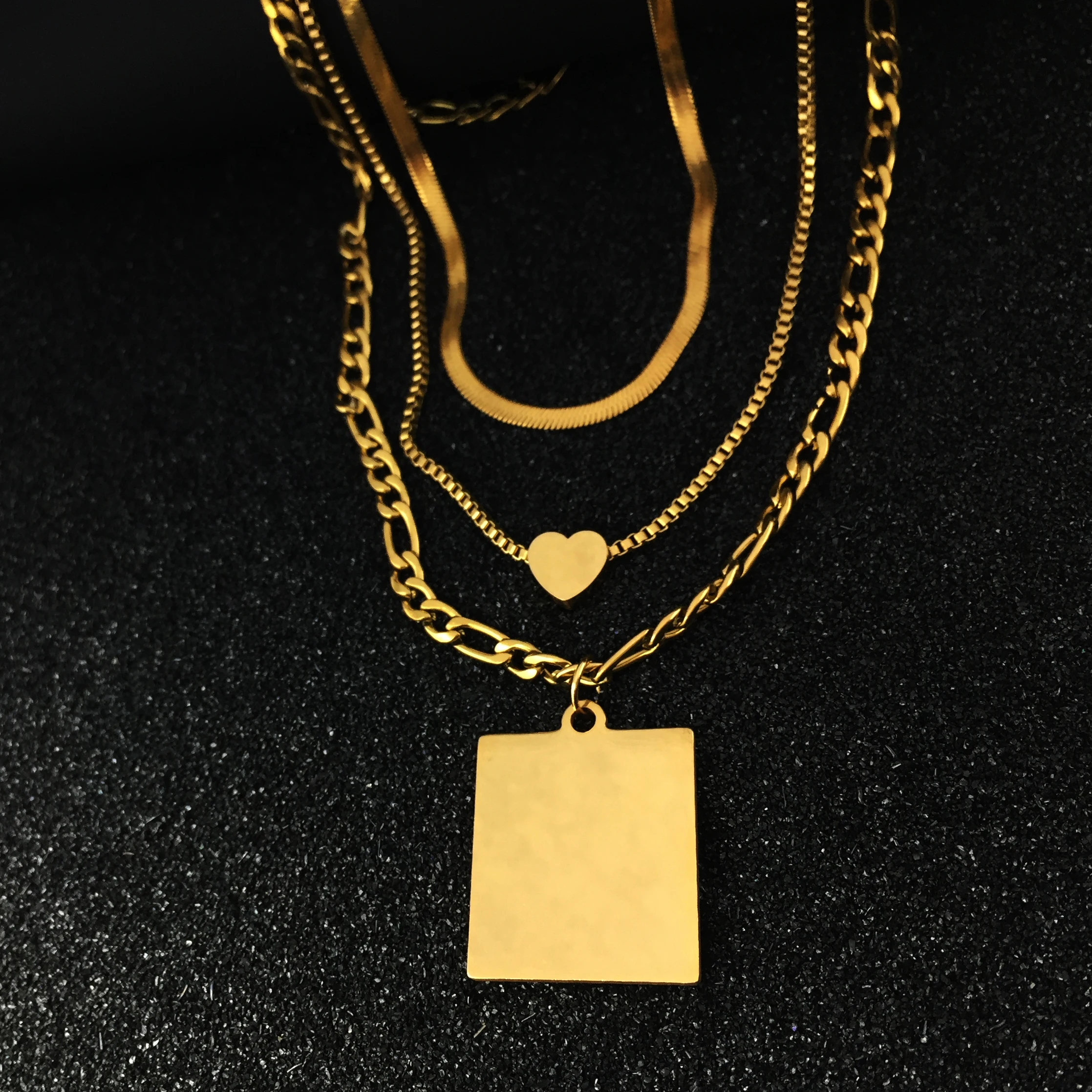 Simple Stainless Steel Square Plate Multilayer Necklace Personality Snake Chain Choker Pendant For Her Fashion Jewelry Gifts
Simple Stainless Steel Square Plate Multilayer Necklace Personality Snake Chain Choker Pendant For Her Fashion Jewelry Gifts
