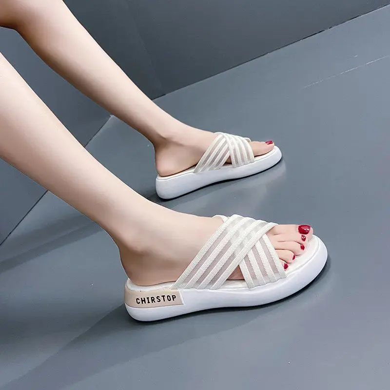 Slippers Women's Thick-Soled Fashion Summer Beach Sandals Non-Slip Casual Flip-Flop Outdoor Stylish Leisure For Pool
Slippers Women's Thick-Soled Fashion Summer Beach Sandals Non-Slip Casual Flip-Flop Outdoor Stylish Leisure For Pool