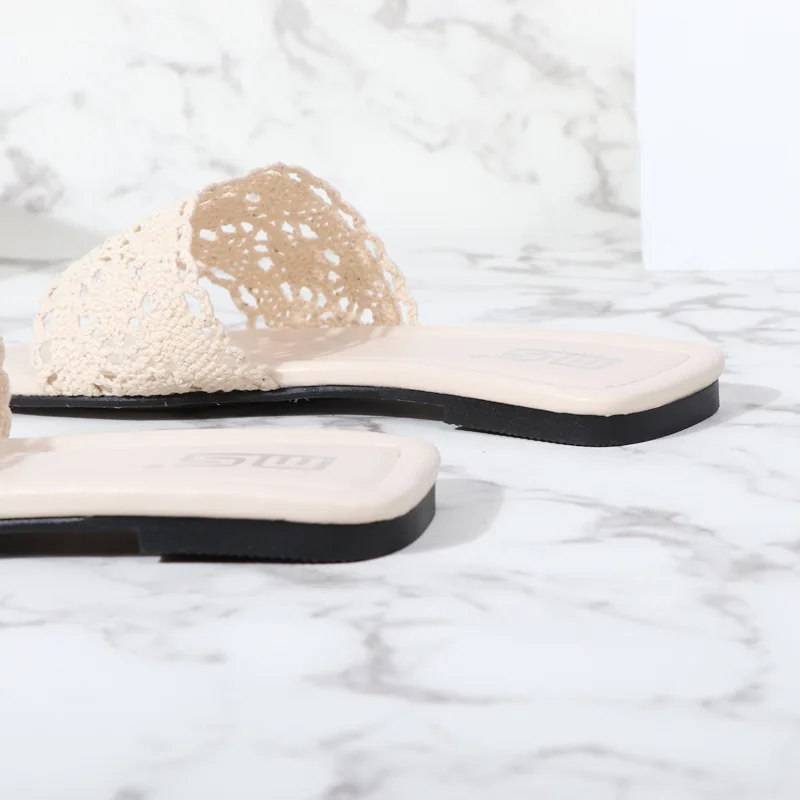 Summer Women Sandals Fashion Hollow out Lace Flat Sandals Solid Color Rubber Soft Sandals Roman Style Slide Ladies 2021 New
Summer Women Sandals Fashion Hollow out Lace Flat Sandals Solid Color Rubber Soft Sandals Roman Style Slide Ladies 2021 New