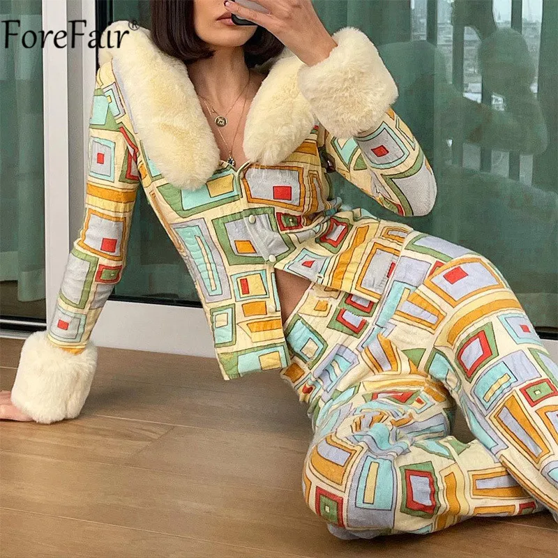 Forefair 2021 осень зима пушистая укороченная куртка с длинным рукавом женская модная винтажная Повседневная Верхняя одежда с принтом
Forefair 2021 осень зима пушистая укороченная куртка с длинным рукавом женская модная винтажная Повседневная Верхняя одежда с принтом