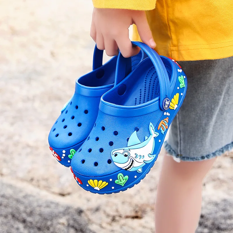 Cartoon 3D Shark Baby Sandals Shoes Summer Holiday Beach Sandals for Children 2021 New Platform Eva Hole Summer Shoes Girl/boy
Cartoon 3D Shark Baby Sandals Shoes Summer Holiday Beach Sandals for Children 2021 New Platform Eva Hole Summer Shoes Girl/boy