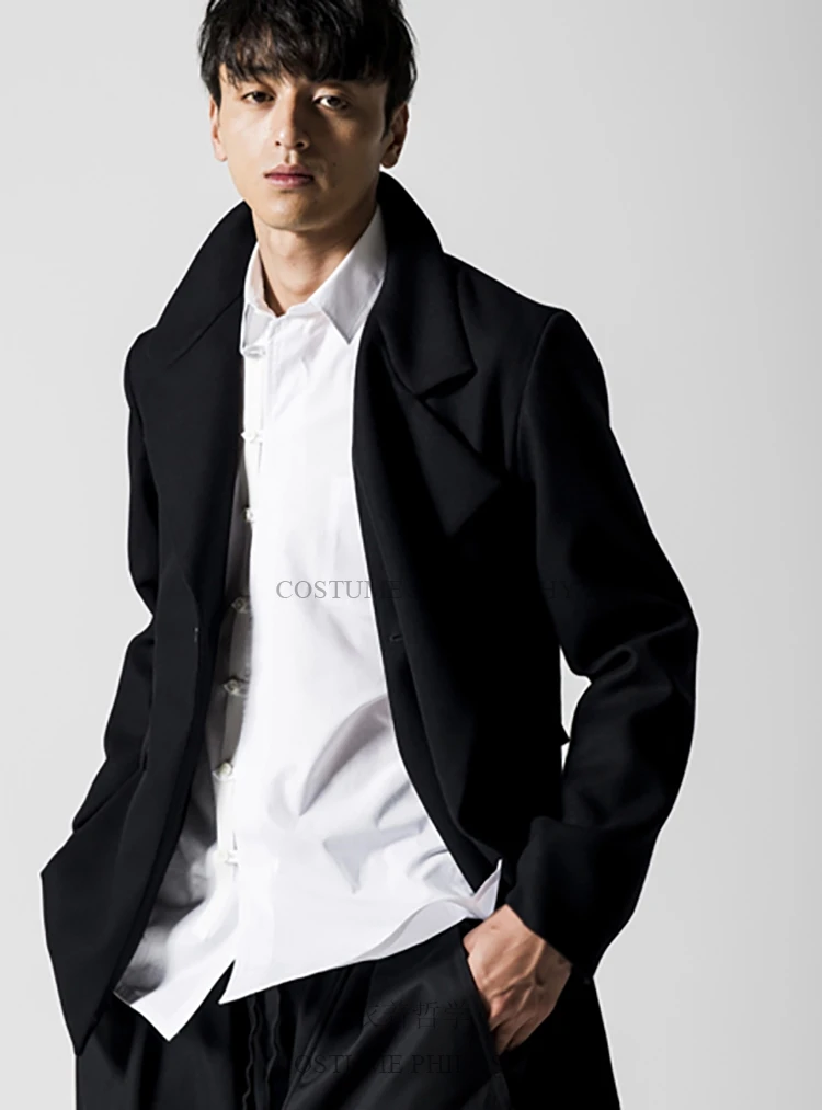 Мужская ветровка Асимметричная свободная на заказ осенне-зимние модели 
Мужская ветровка Асимметричная свободная на заказ осенне-зимние модели