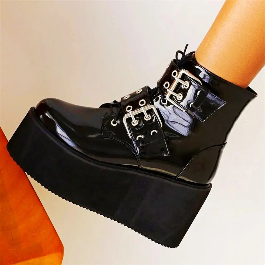 Increasing Height Platform Shoe Women's Winter Warm Buckle Strap Chunky Ankle Boots Punk Goth Creeper Shoes
Increasing Height Platform Shoe Women's Winter Warm Buckle Strap Chunky Ankle Boots Punk Goth Creeper Shoes