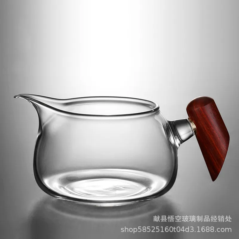 side handle fair cup thickened heat-resistant glass tea separator male cup tea leak filter set filter Kung Fu tea set
side handle fair cup thickened heat-resistant glass tea separator male cup tea leak filter set filter Kung Fu tea set