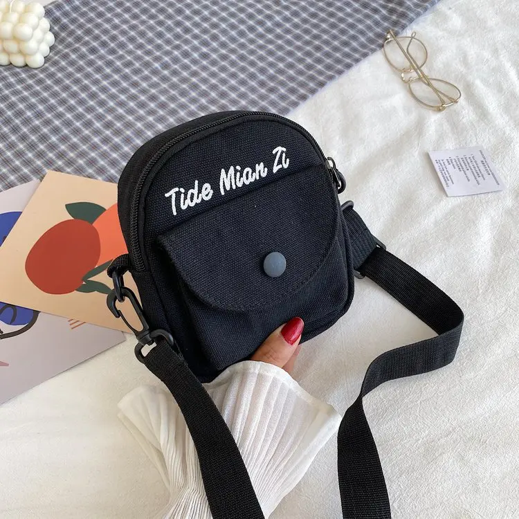 Fashion all-match canvas Korean ladies cartoon kneading soft messenger student bag
Fashion all-match canvas Korean ladies cartoon kneading soft messenger student bag