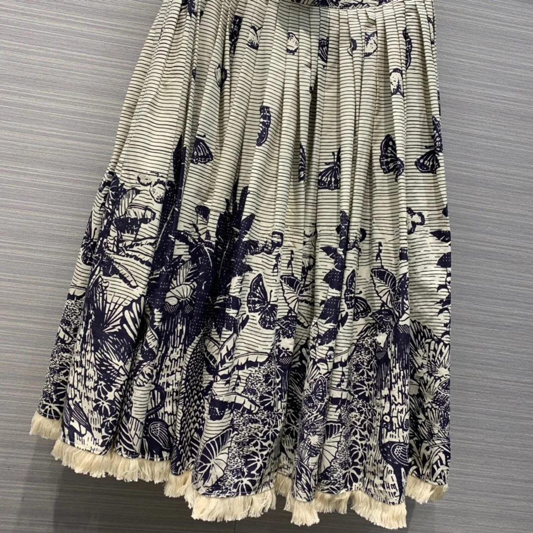 new fashion runway design pleated long skirt women stripes butterfly print tassel high-end vintage skirts
new fashion runway design pleated long skirt women stripes butterfly print tassel high-end vintage skirts