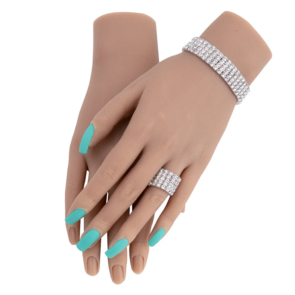 Female Lifesize Silicone Practice Hand Mannequin with Flexible Fingers Adjustment For Nails Rings Bracelet Jewelry Display
Female Lifesize Silicone Practice Hand Mannequin with Flexible Fingers Adjustment For Nails Rings Bracelet Jewelry Display