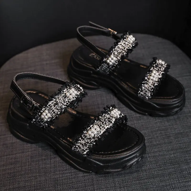 2021 Sandals Black Shoes for Women Muffins shoe Clear Heels New Beige Flat Summer Low Girls Fashion Clogs Comfort Rubber Scandal
2021 Sandals Black Shoes for Women Muffins shoe Clear Heels New Beige Flat Summer Low Girls Fashion Clogs Comfort Rubber Scandal