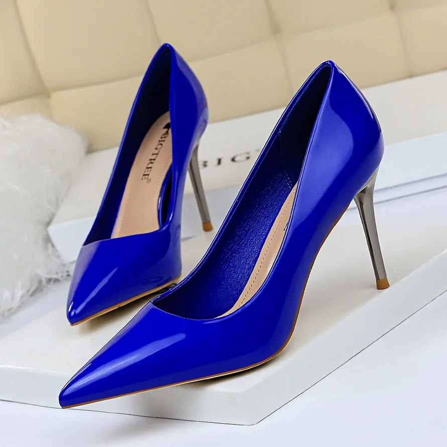 BIGTREE Women Pumps Autumn Pointy Toe Fashion Patent Leather Woman High Heels Shoes Female Shallow Wedding Sexy Party Work Shoes
BIGTREE Women Pumps Autumn Pointy Toe Fashion Patent Leather Woman High Heels Shoes Female Shallow Wedding Sexy Party Work Shoes