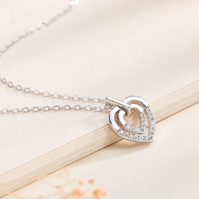 Fashion S925 Sterling Silver Pendant Necklace Double Heart Necklace Jewelry Zircon Insert Women's Simple Lady Clavicle Chain
Fashion S925 Sterling Silver Pendant Necklace Double Heart Necklace Jewelry Zircon Insert Women's Simple Lady Clavicle Chain
