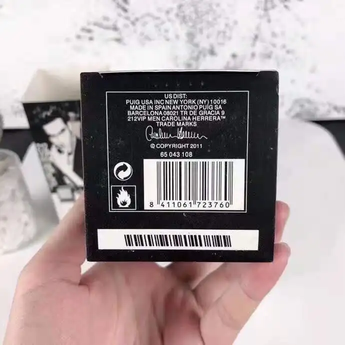 Original Brand 212 Perfume Vip Men Long Lasting Eau De Cologne Parfum Spray Classic Pheromone Parfum Femme Perfumes Fragrance
Original Brand 212 Perfume Vip Men Long Lasting Eau De Cologne Parfum Spray Classic Pheromone Parfum Femme Perfumes Fragrance