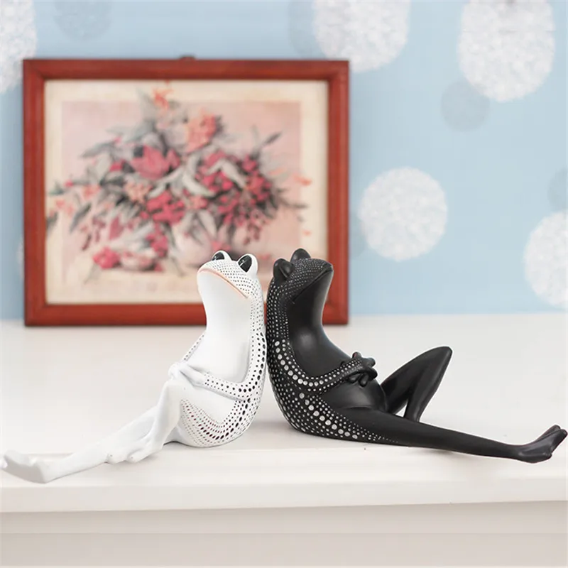 MODERN SIMPLE ABSTRACT ARTS FROG ANIMALS FIGURINES WAVE POINT FROG STATUE CREATIVE RESIN ART&CRAFT HOME DECORATION R3145
MODERN SIMPLE ABSTRACT ARTS FROG ANIMALS FIGURINES WAVE POINT FROG STATUE CREATIVE RESIN ART&CRAFT HOME DECORATION R3145