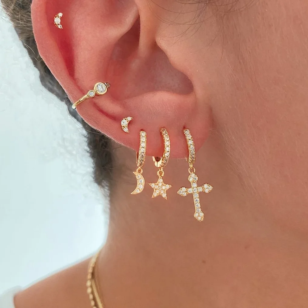 21 Styles Charm 14K Gold Filled Cross Hoop Earring Cuff AAAAA Zircon Party Wedding Earrings Cuff for Women men Jewelry Gift
21 Styles Charm 14K Gold Filled Cross Hoop Earring Cuff AAAAA Zircon Party Wedding Earrings Cuff for Women men Jewelry Gift