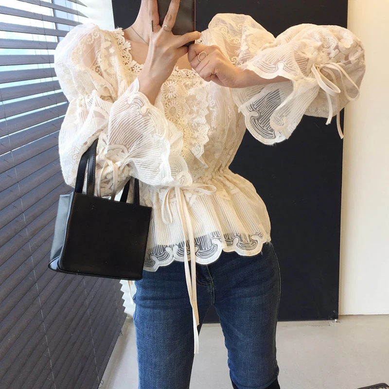 Collar Flare Sleeve Femme Blusas Autumn Sweet Women Blouse Chic Lace Hook Flower Drawstring Slim Waist Shirts Square
Collar Flare Sleeve Femme Blusas Autumn Sweet Women Blouse Chic Lace Hook Flower Drawstring Slim Waist Shirts Square