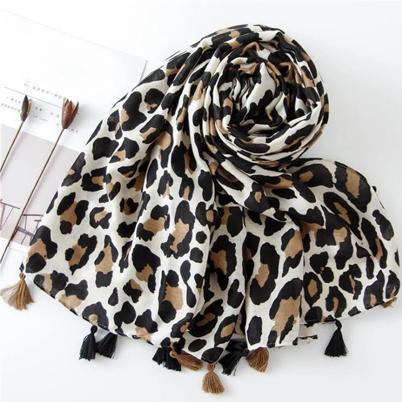 2022 Fashion Women Leopard Print Scarf 180*100cm Leopard Thin Cotton Spring Large Shawls And Wraps Foulard Femme
2022 Fashion Women Leopard Print Scarf 180*100cm Leopard Thin Cotton Spring Large Shawls And Wraps Foulard Femme