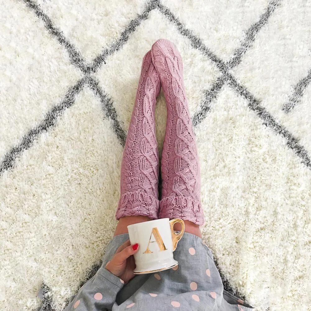 top selling 2020 Girls Ladies Women Thigh High OVER the KNEE Socks Long Cotton Stockings Warm Support Wholesale and Dropshipping 
top selling 2020 Girls Ladies Women Thigh High OVER the KNEE Socks Long Cotton Stockings Warm Support Wholesale and Dropshipping